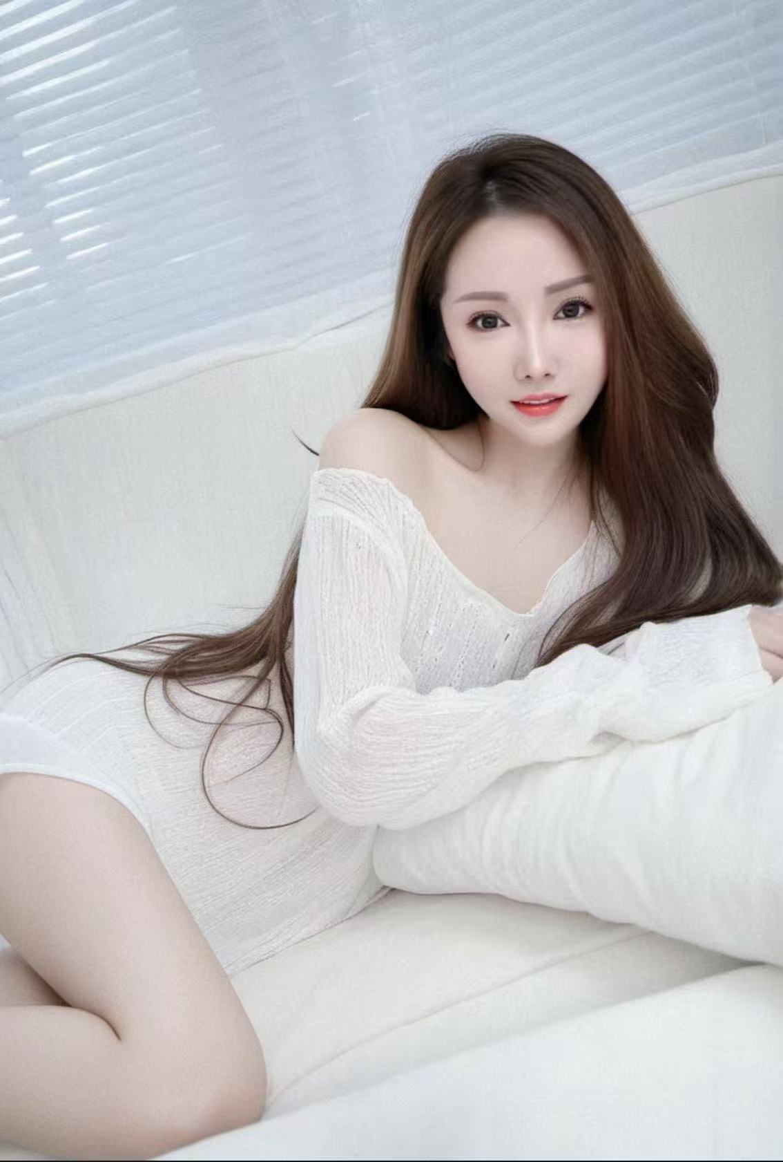 铁西性感尤物冰冰