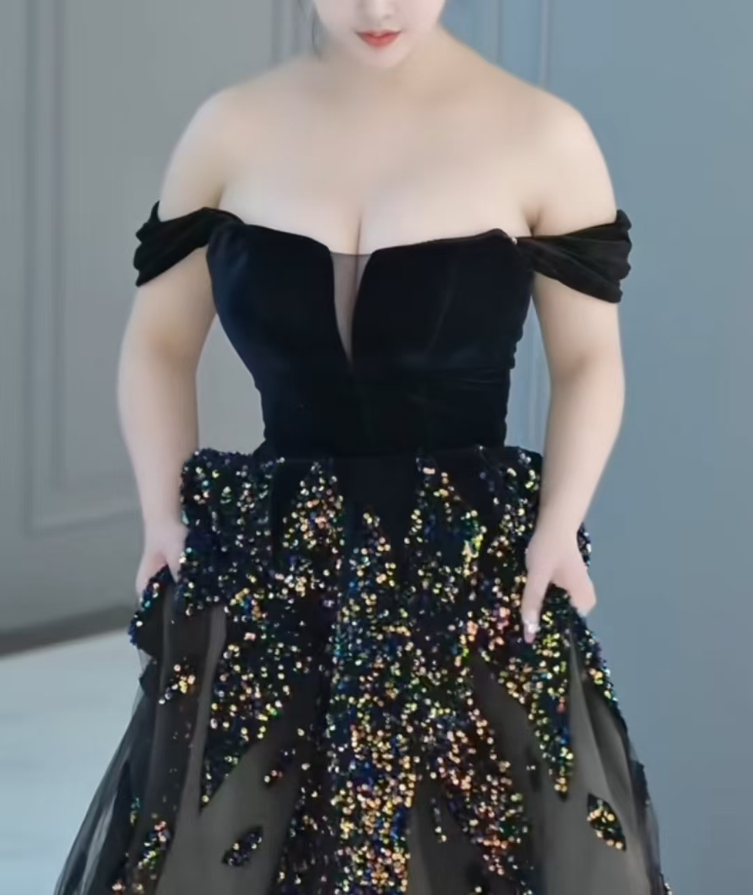 丰满惹火御姐琳达