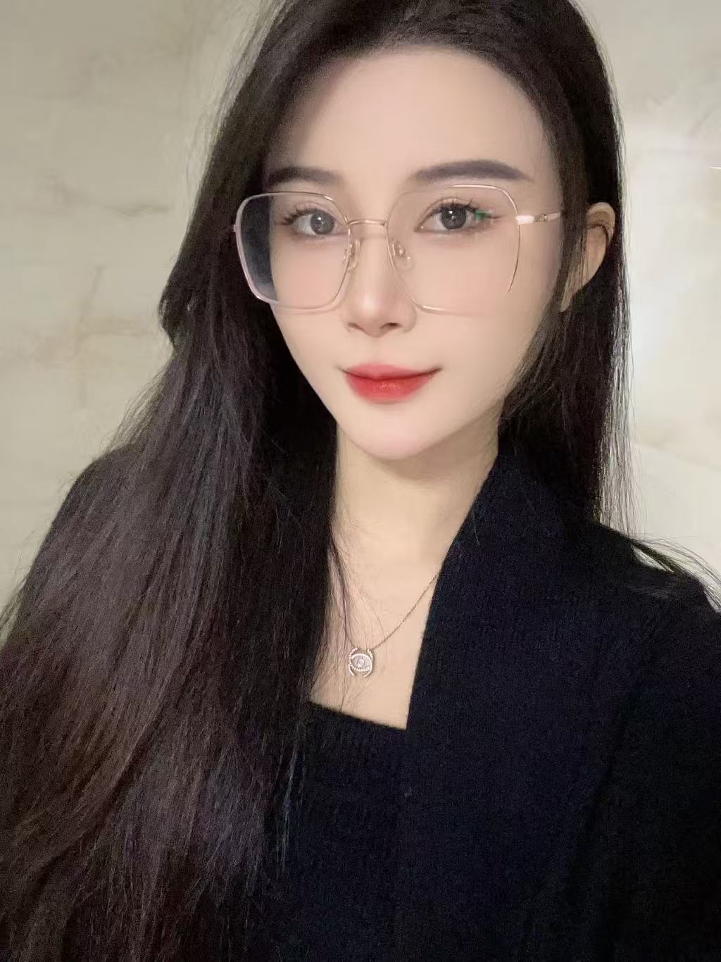 情绪价值拉满颜值没得说