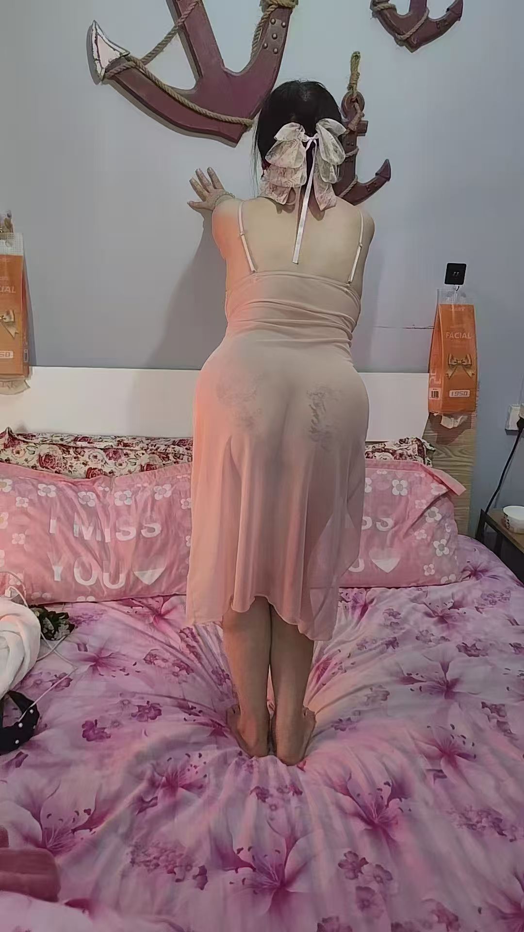 南岸肉感情趣少妇美美