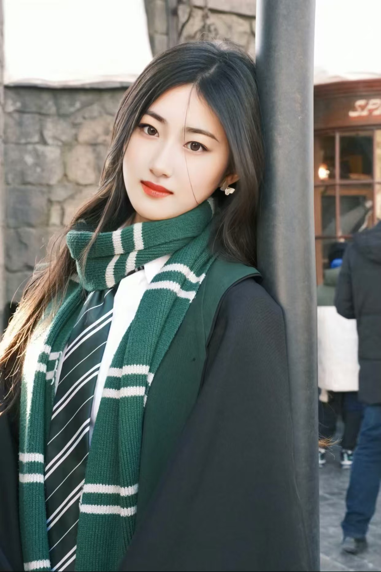 年轻迷人小姐姐，高颜值