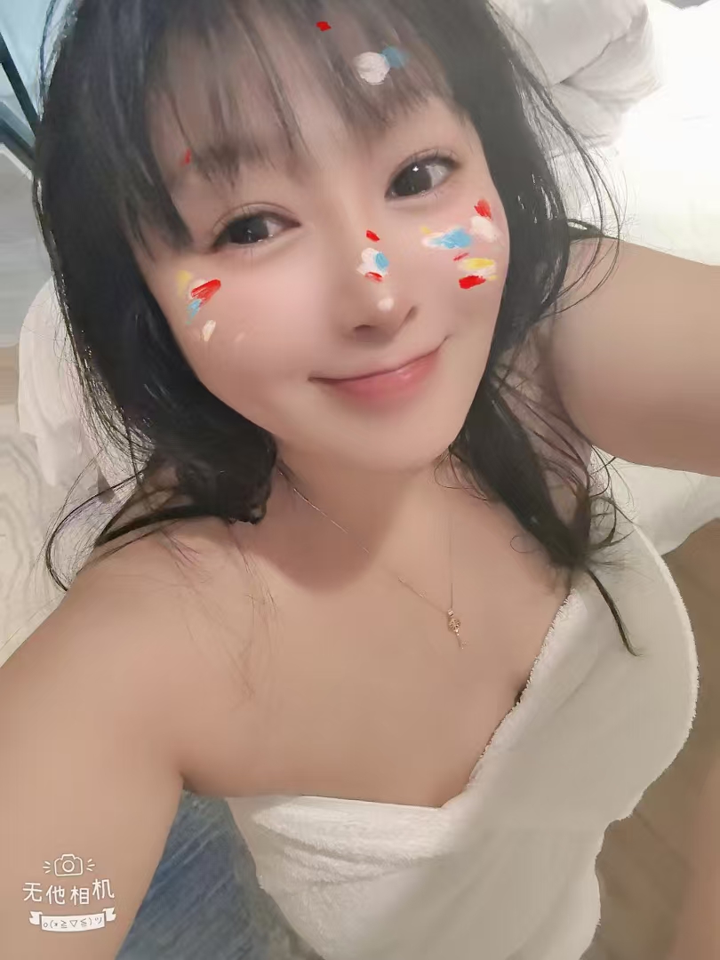 秦淮爆乳嫩妹max