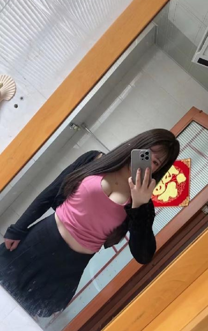 惹火d杯大奶含烟小姐姐