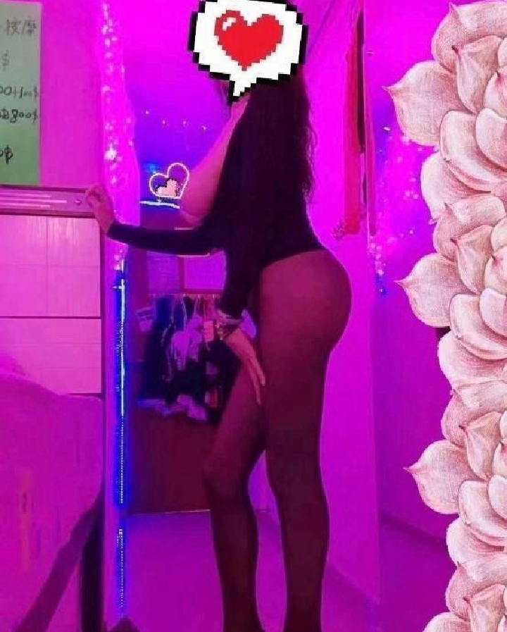 丰乳肥臀御姐娜娜