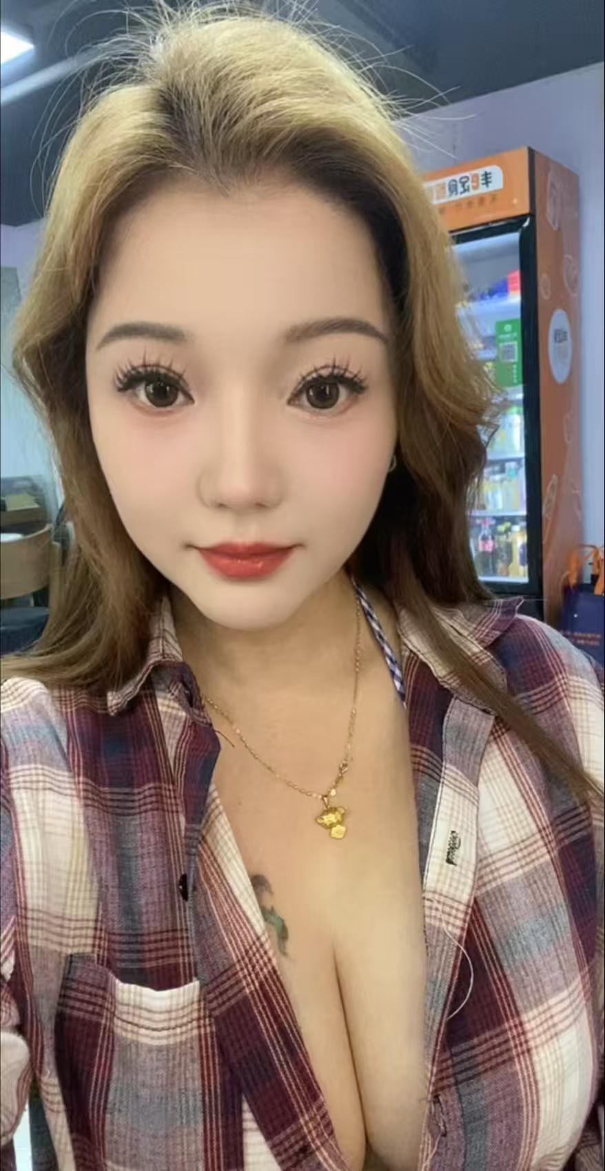 宝安区大奶琳琳