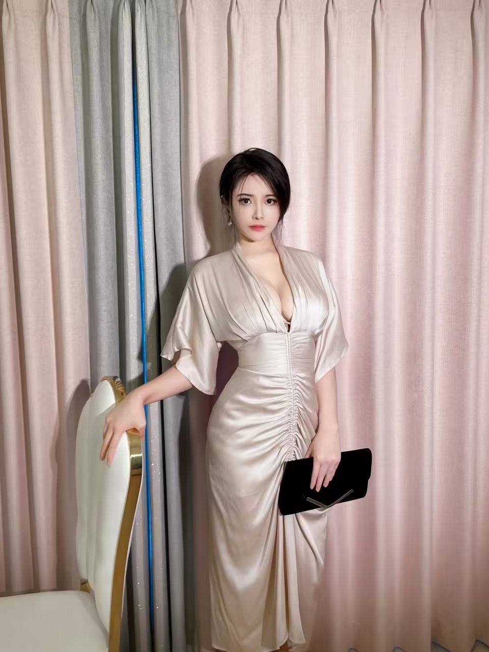 人妻下海绝色少妇