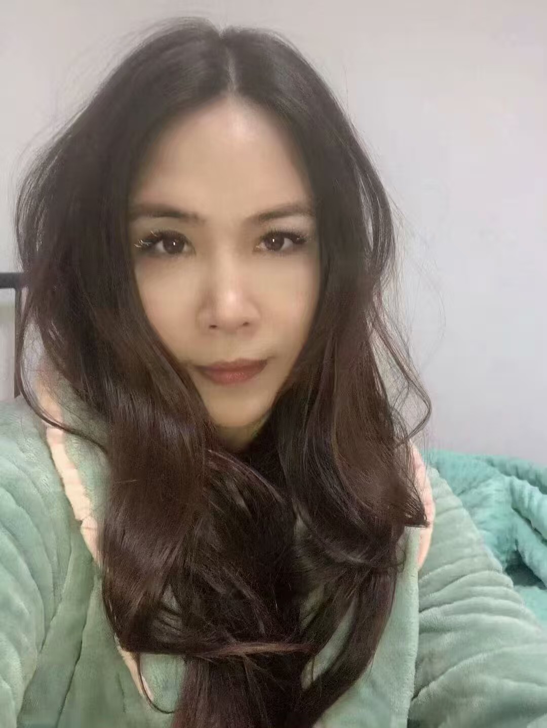 丰满大奶热辣少妇