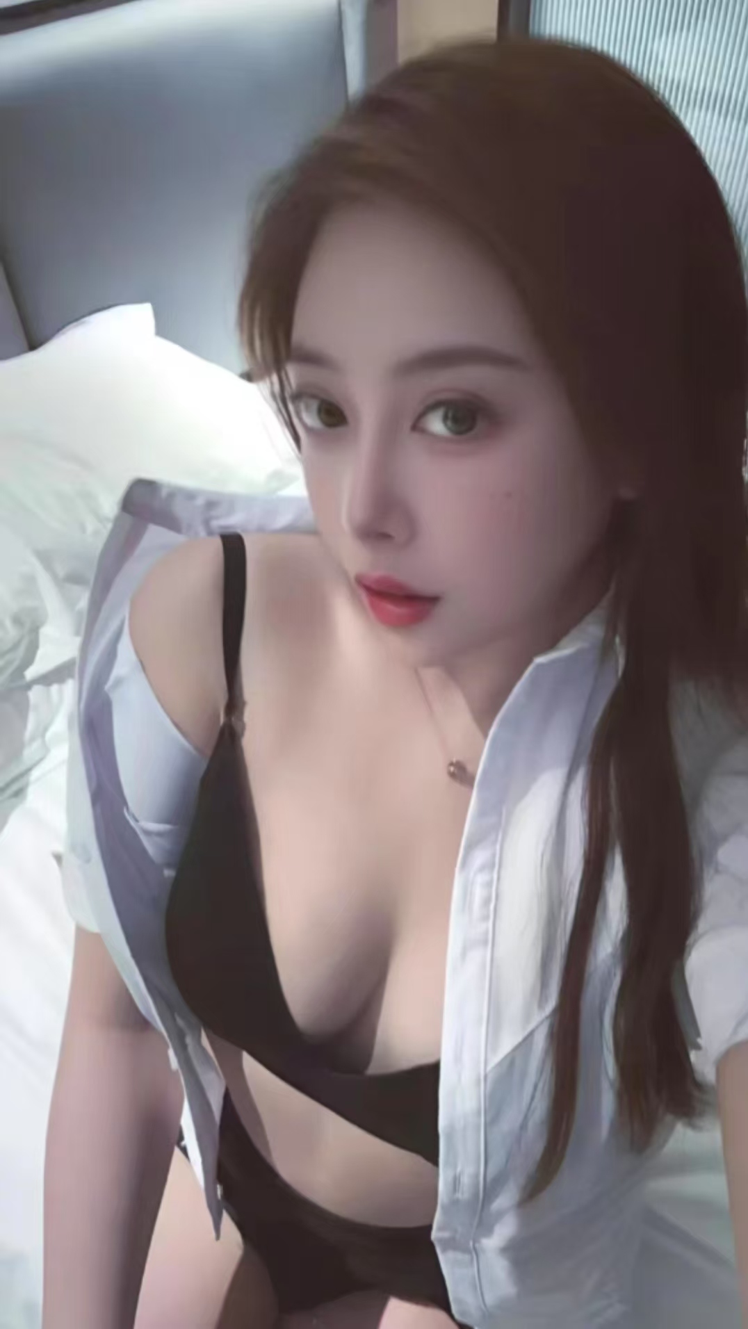 南开魅惑美妞小龙女