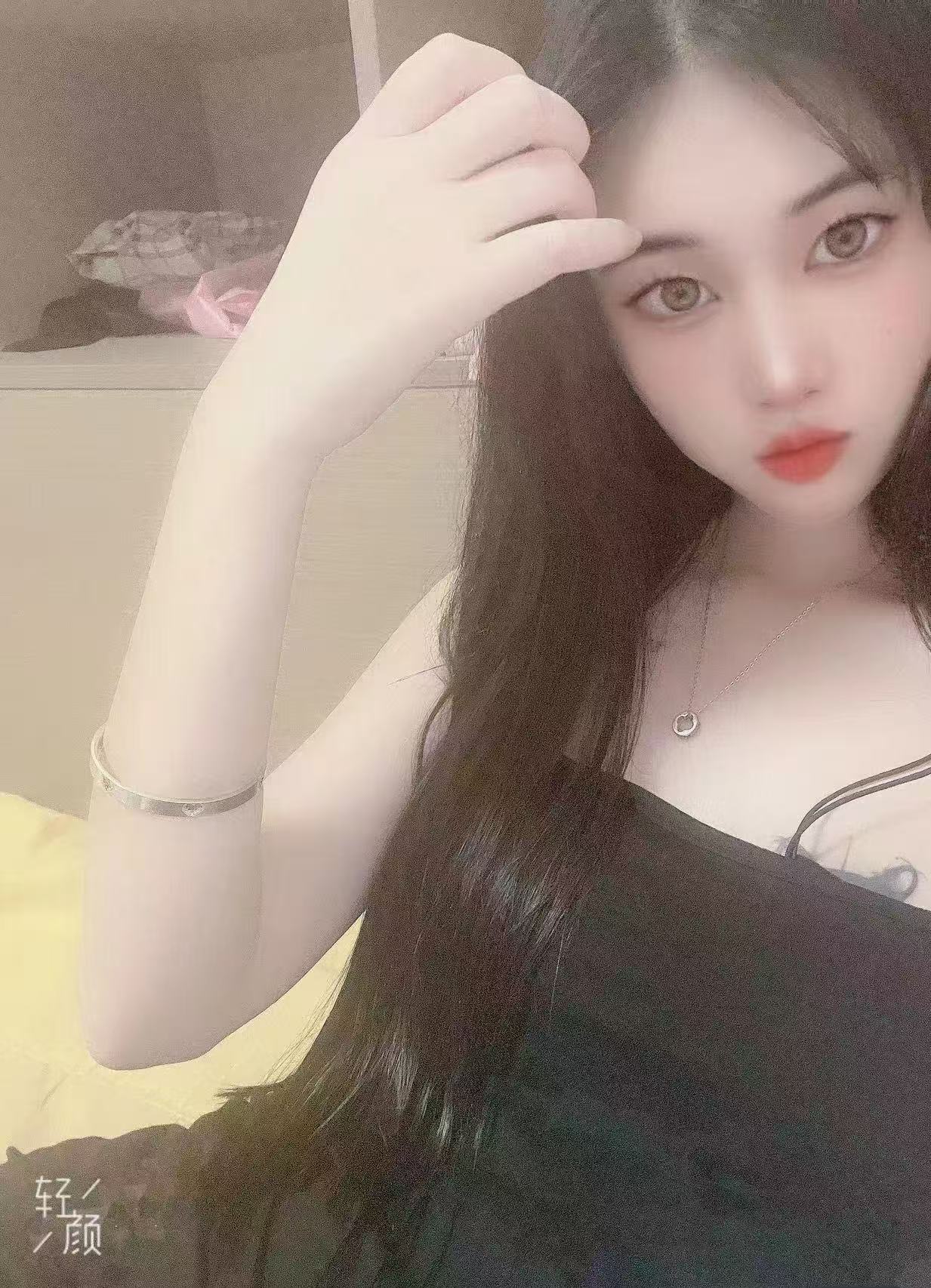 青秀白嫩甜妹婷婷