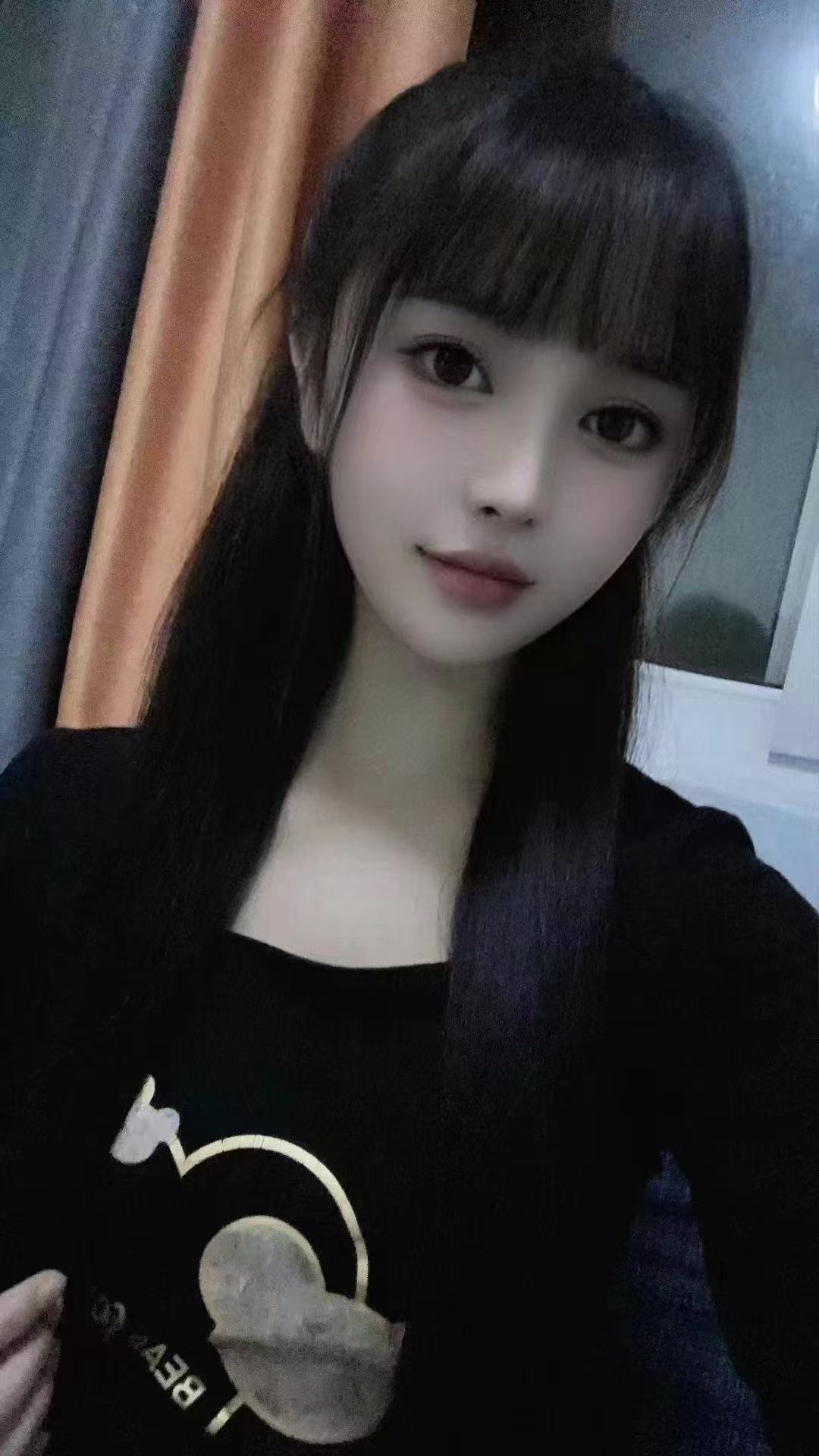 清纯兼职美妞洋洋