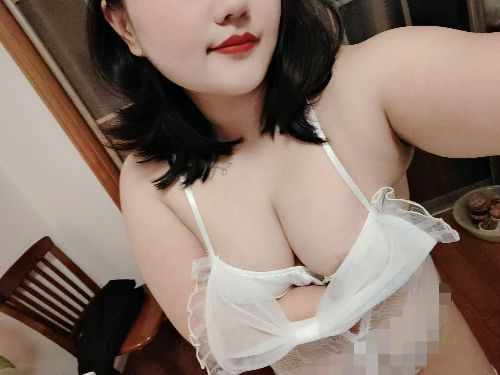 丰满热辣欲女丽丽