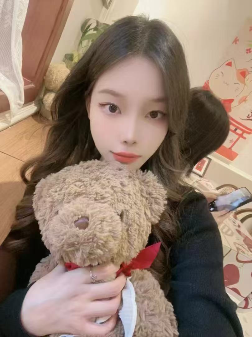 美臀小嫩妞莉可可