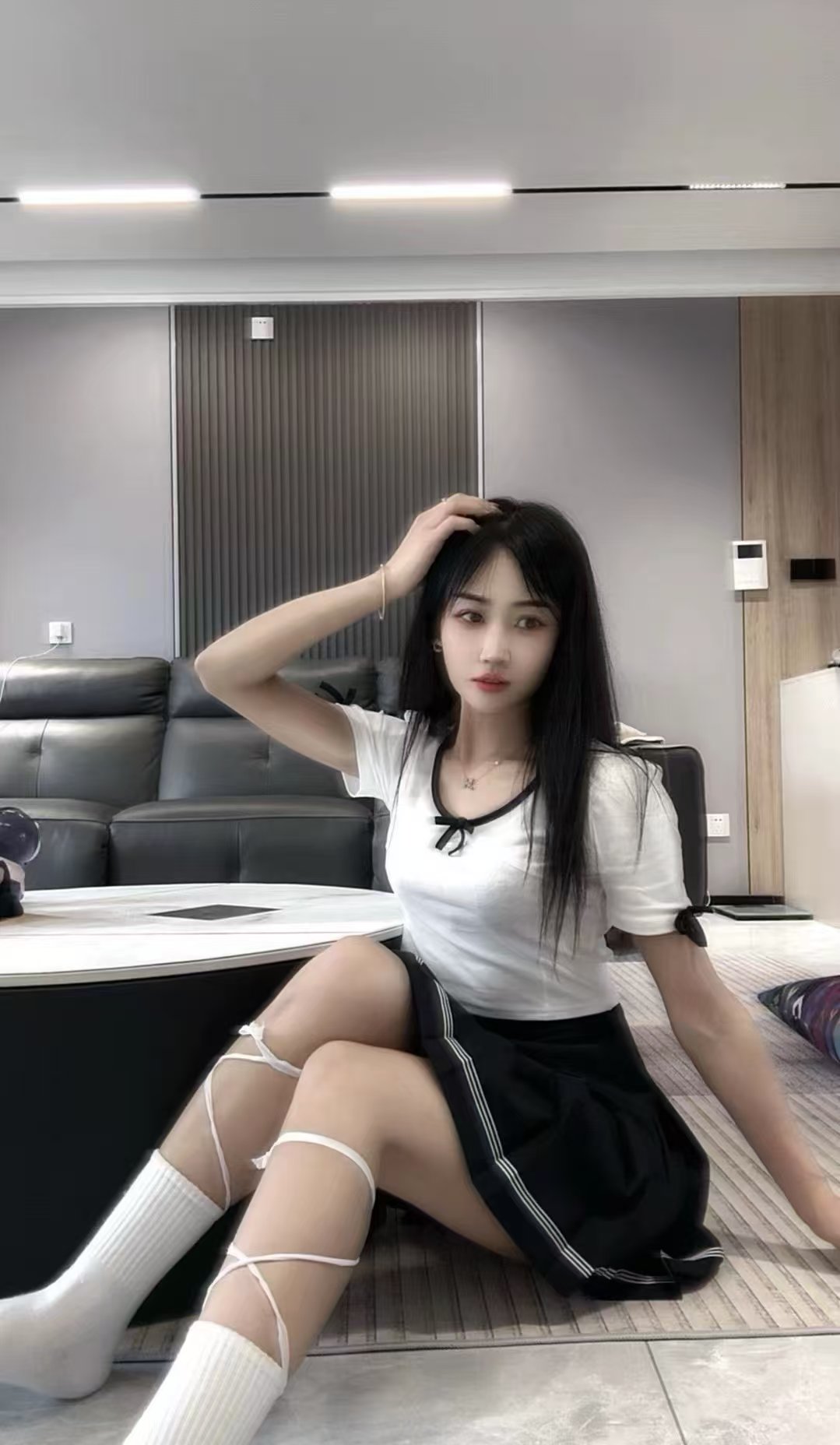 光明白嫩甜妹小小