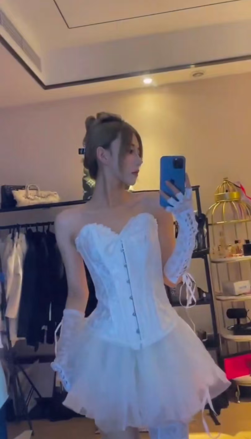 模特身材极品妞全区可上