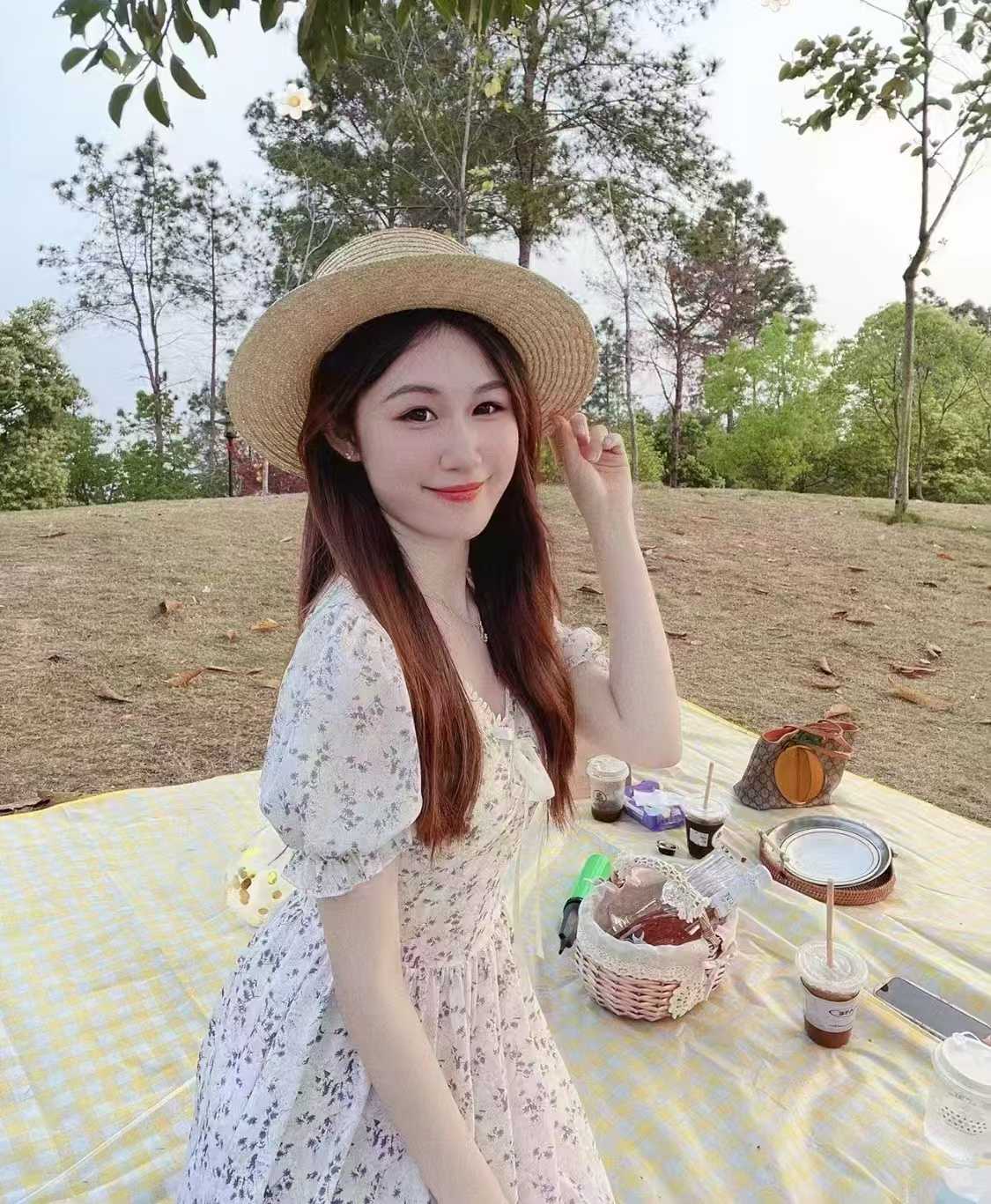 极品大兔子嫩妹哆肉