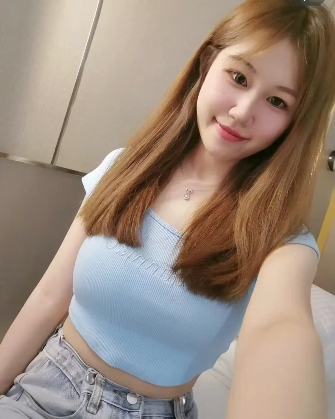 极品大兔子嫩妹哆肉