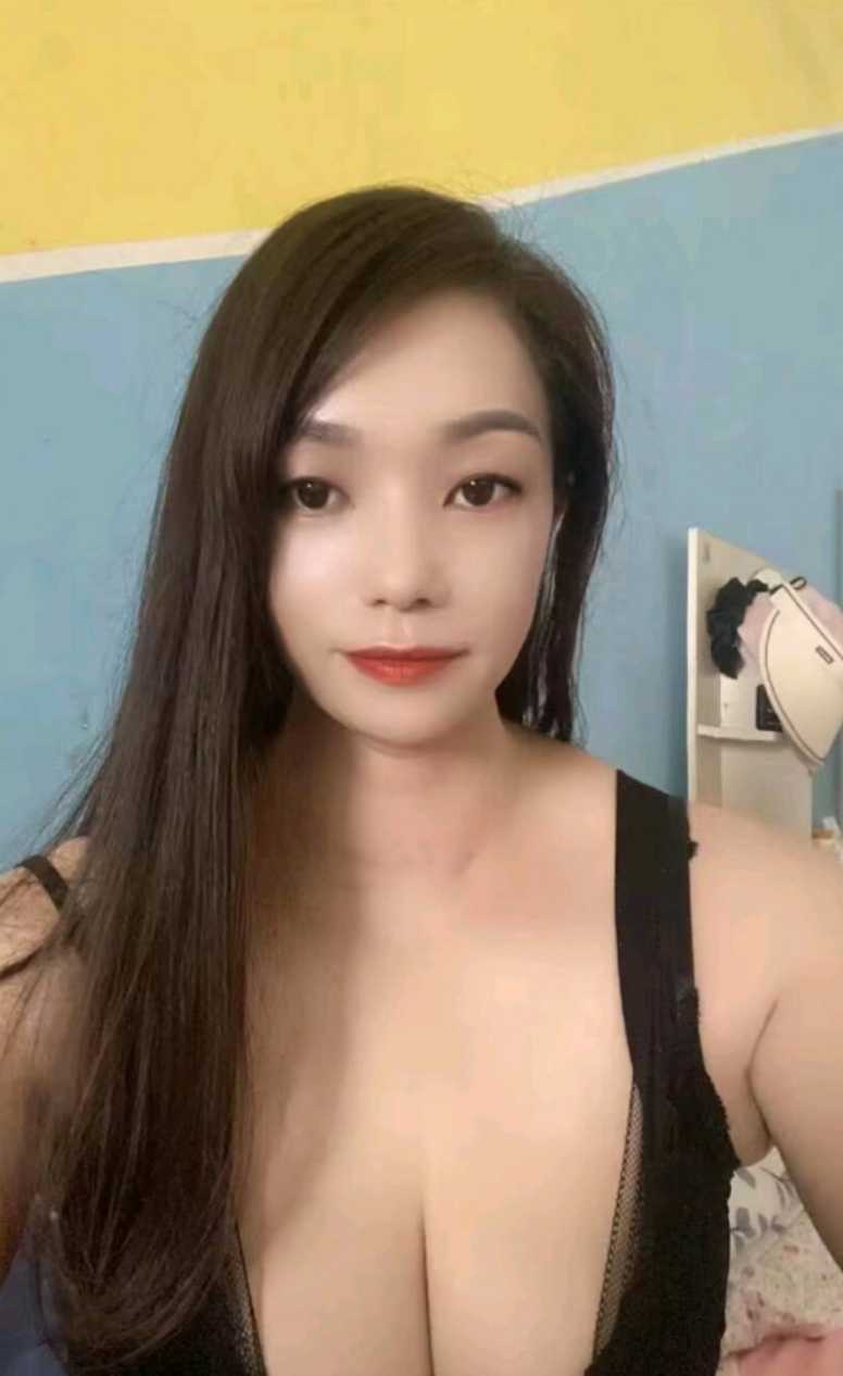 惠城爆乳欲女小小