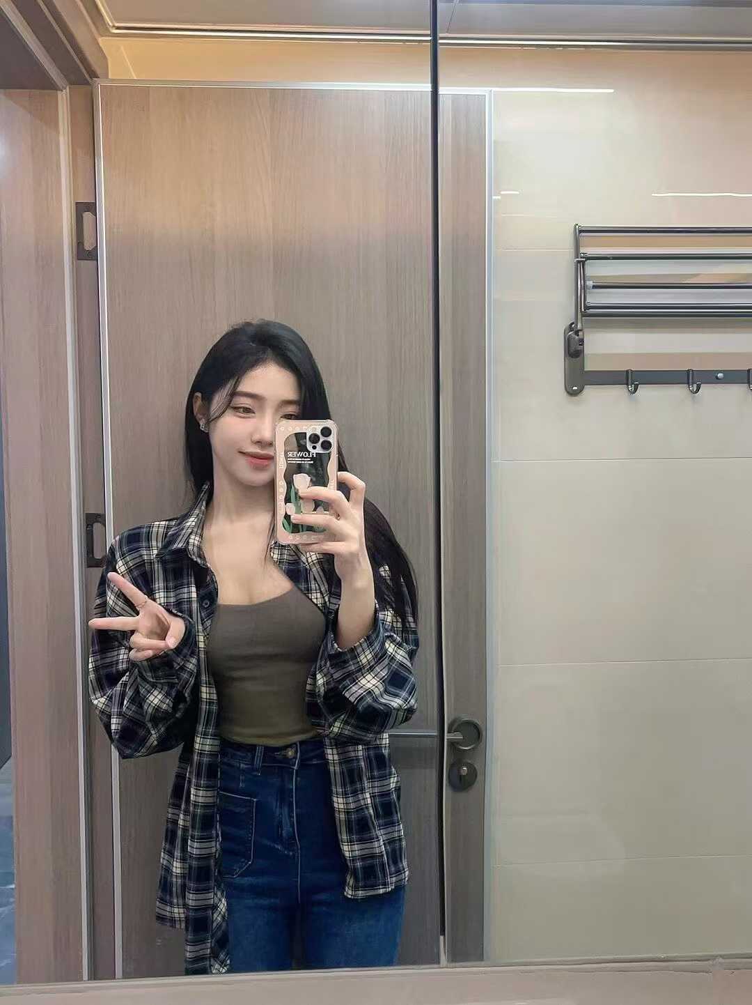 大长腿美女，第二次出击了