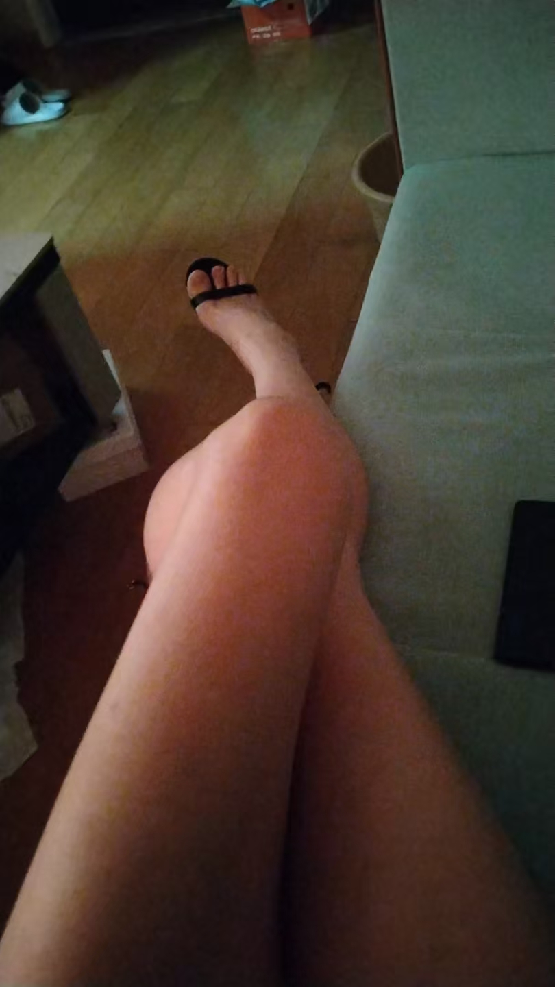 半套气质美腿辣妹小曼