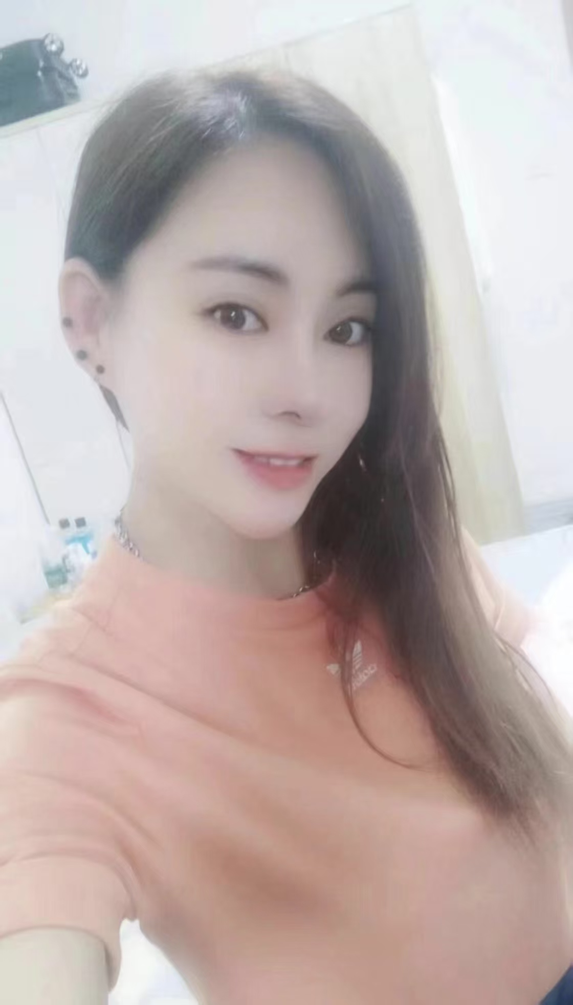 鼓楼大胸美腿妖精小七