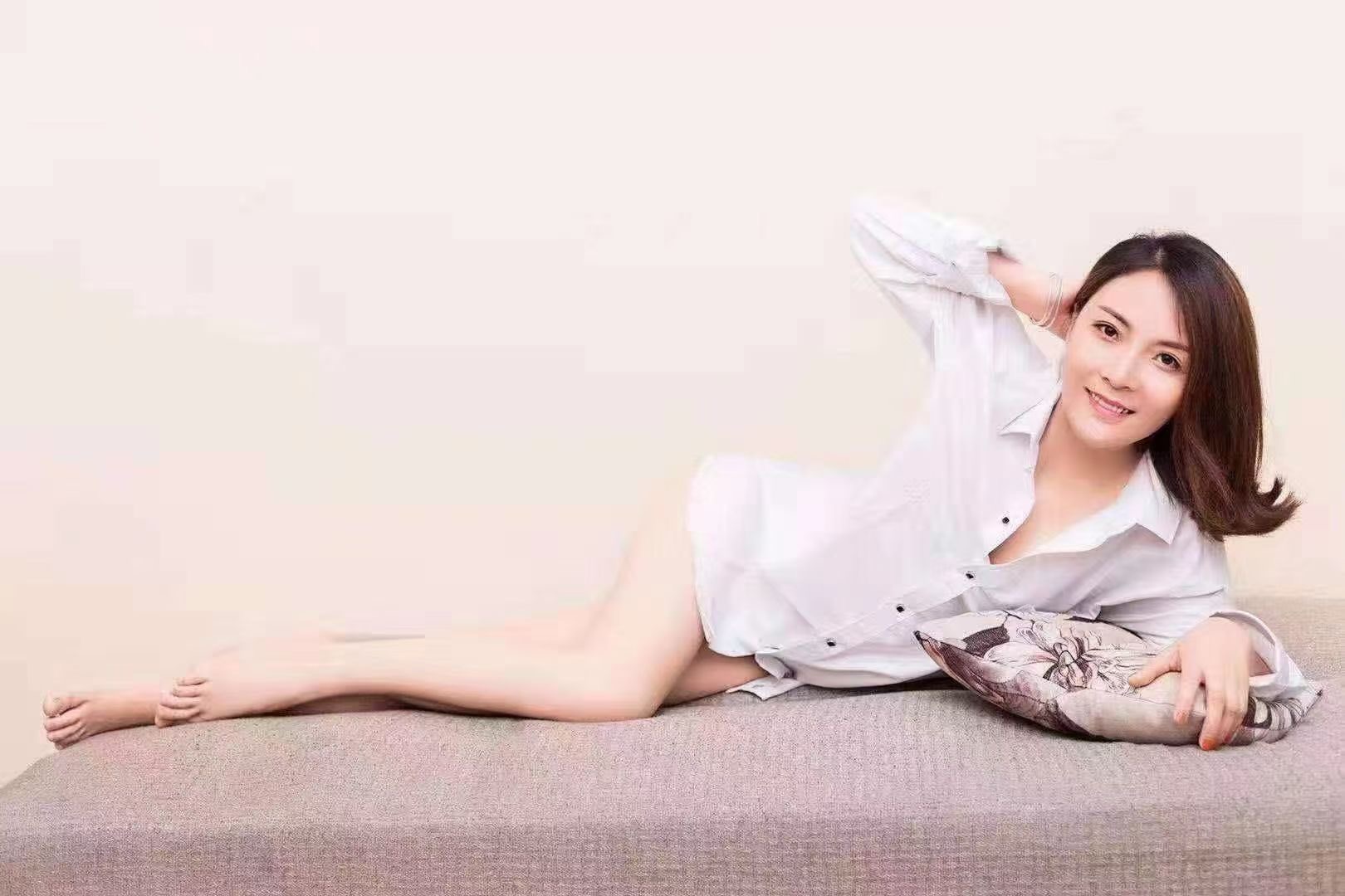 小优老师，熟女，服务型