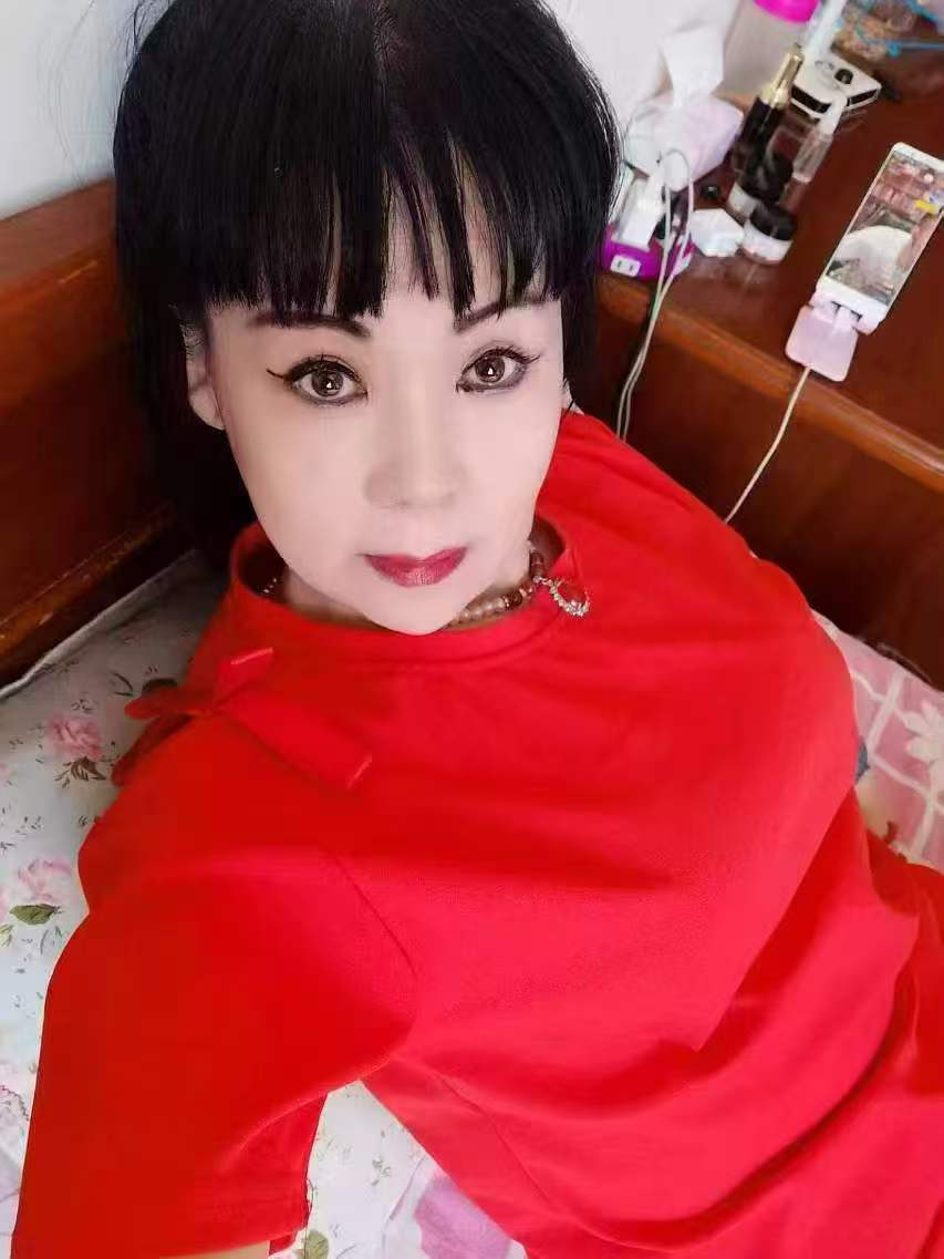 东丽风情熟女月月姐