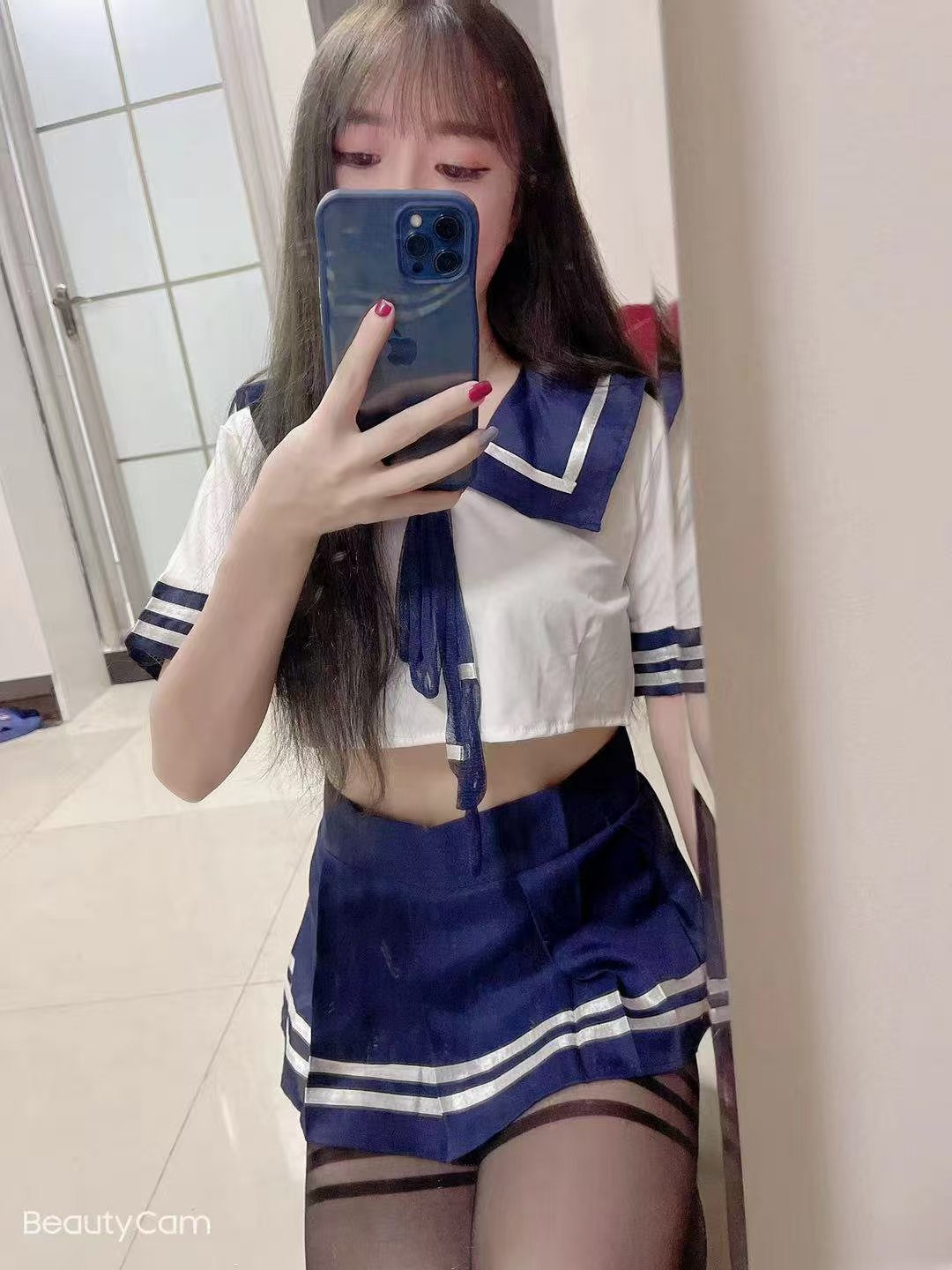 热辣制服妹子婷儿