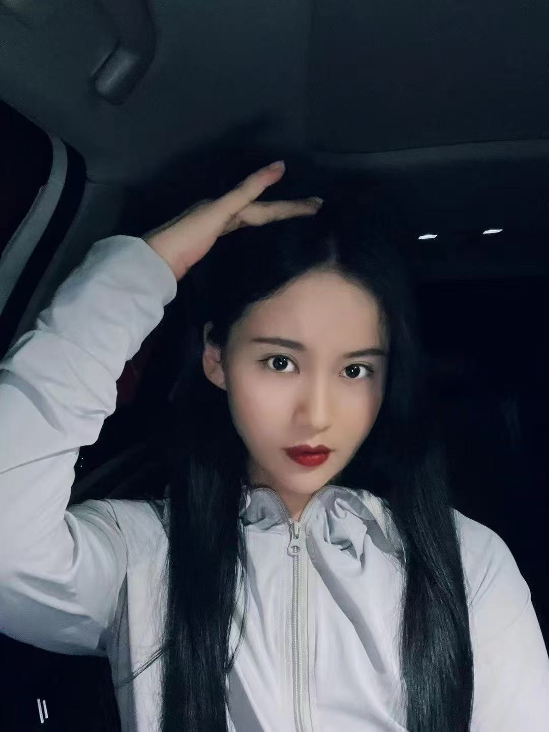 吴中居家气质御姐