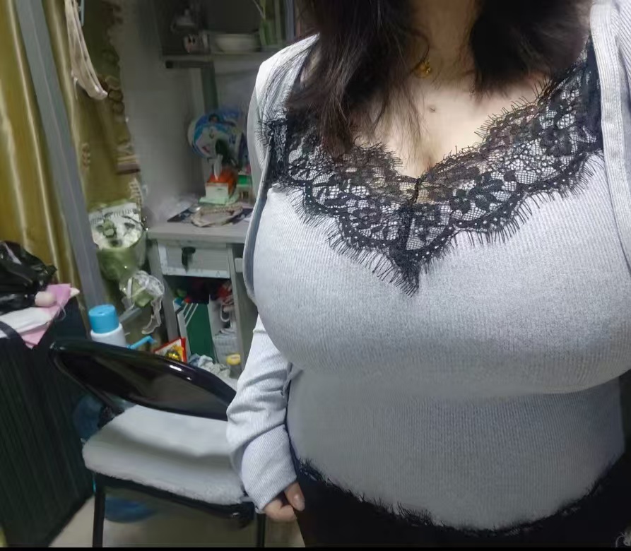 爆乳大胸蒙古族少妇