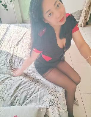 沙区火辣风情少妇娅娅