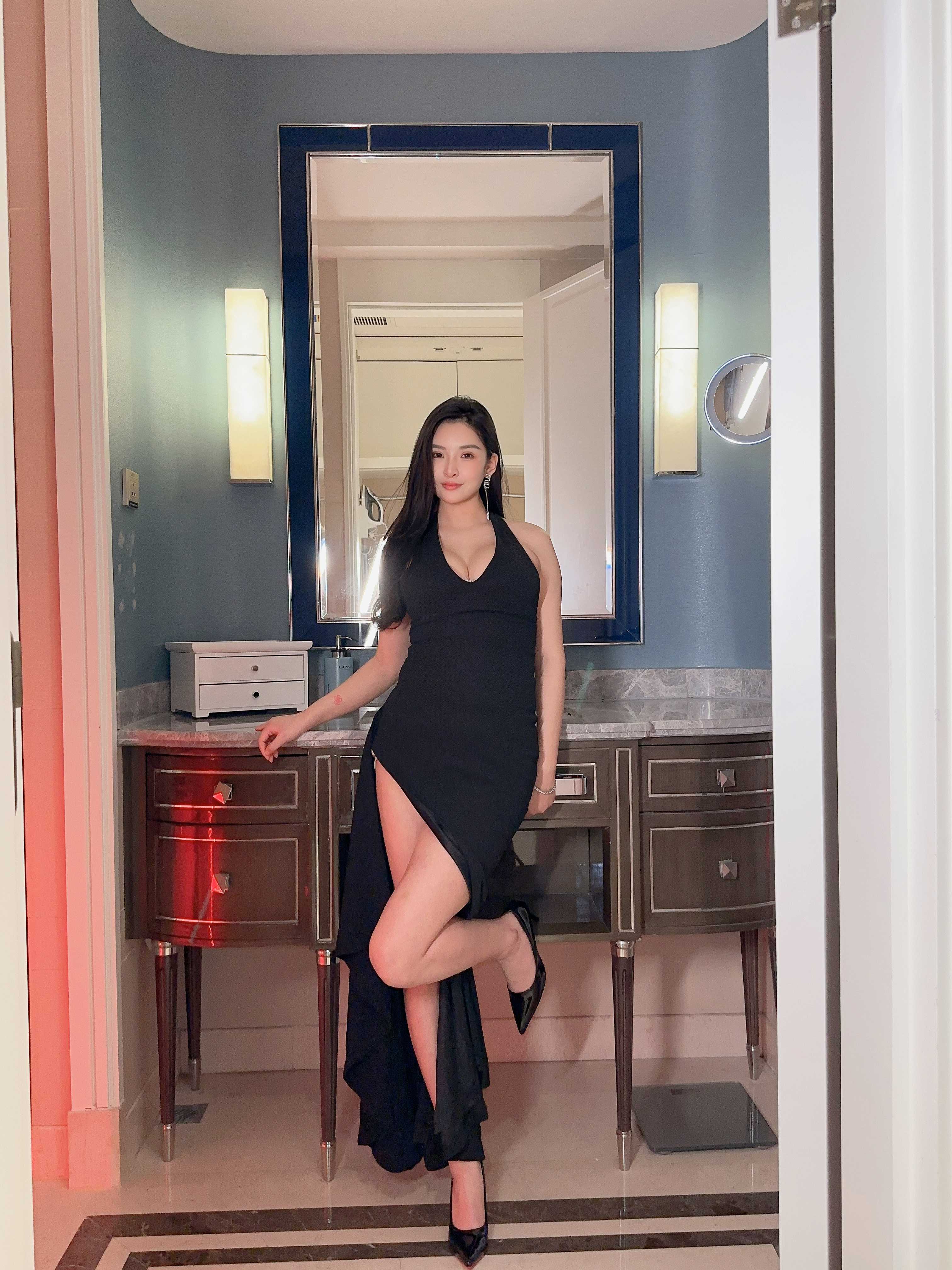 03御姐青青制服齐全