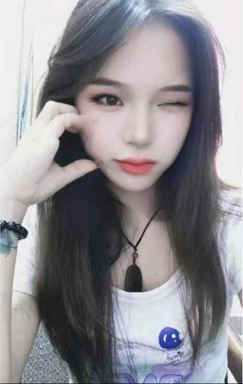 大悦城甜美辣妹牛奶