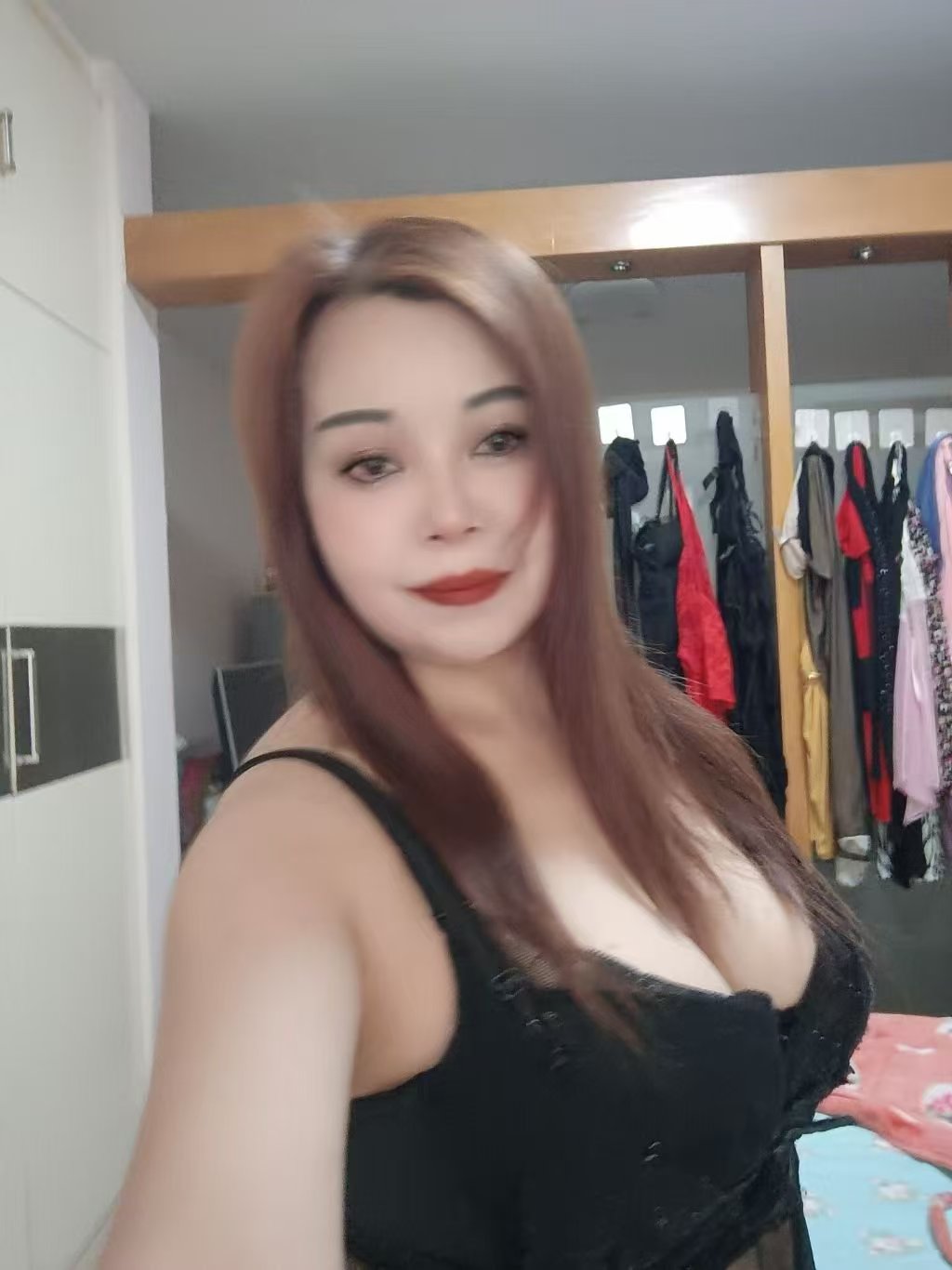 沙区爆乳熟女娇娇姐