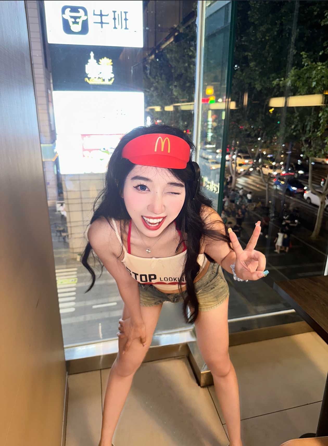 02年大学生有学生证