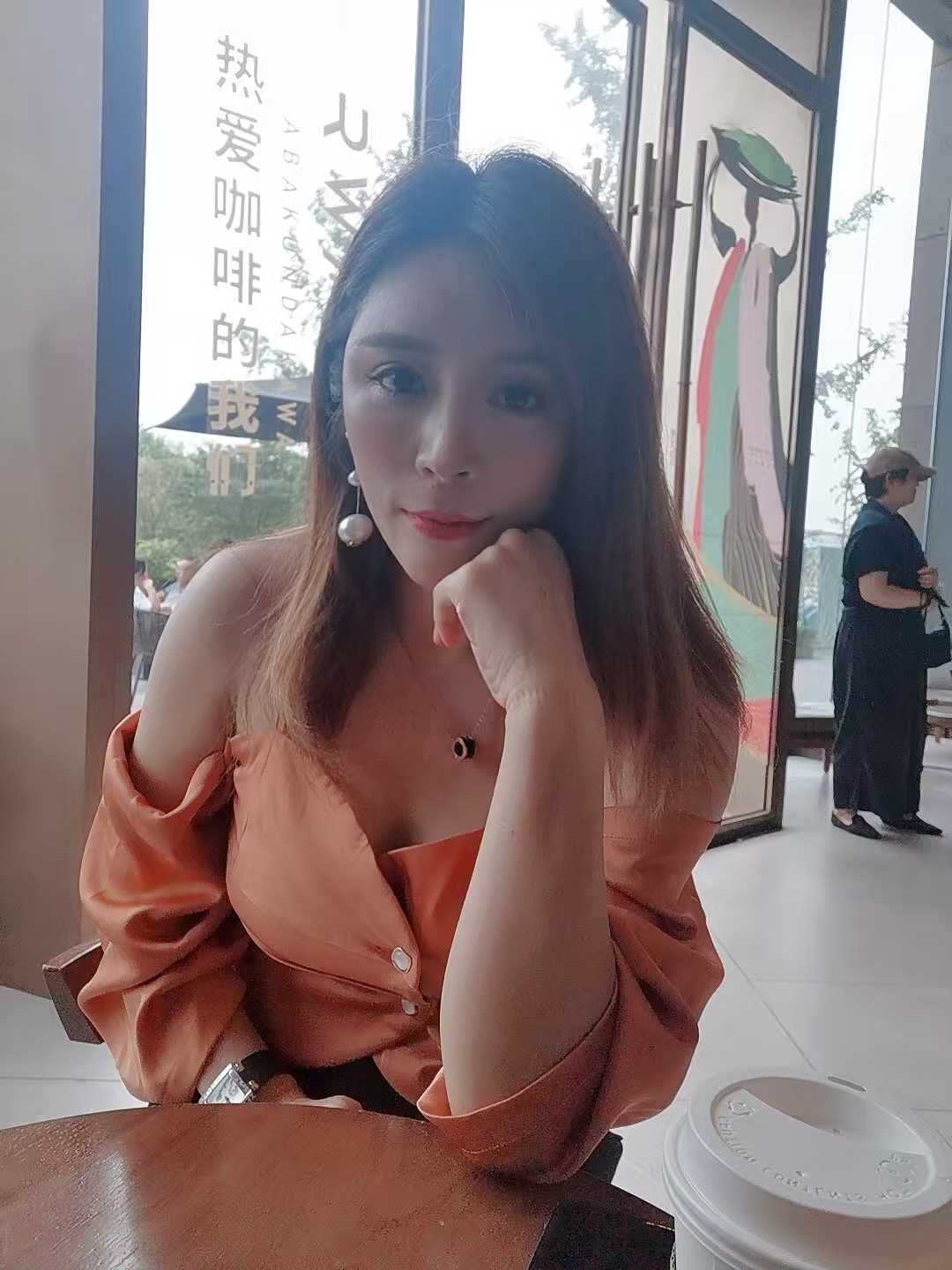 上海大奶牛莎丽