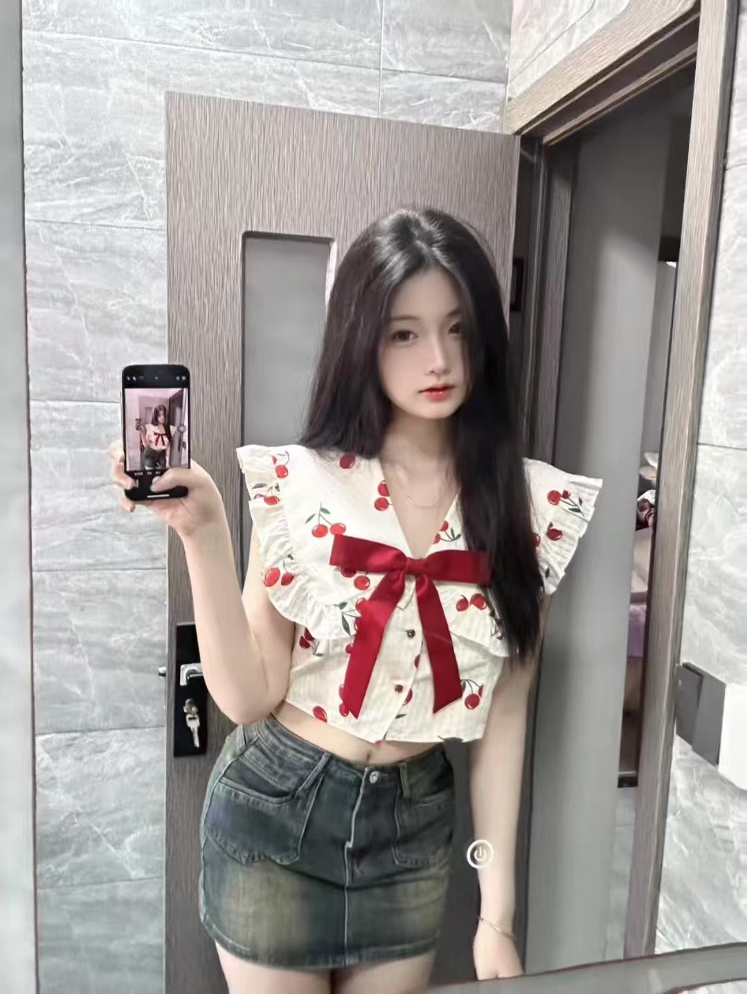 天然美乳小嫩妹晴儿