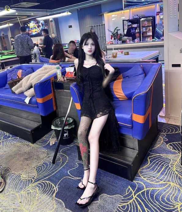 洪山区性感的小姐姐