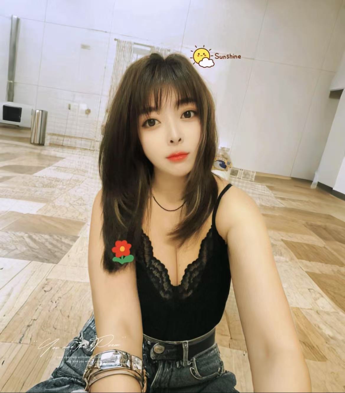 福永丰满d杯辣妹面面