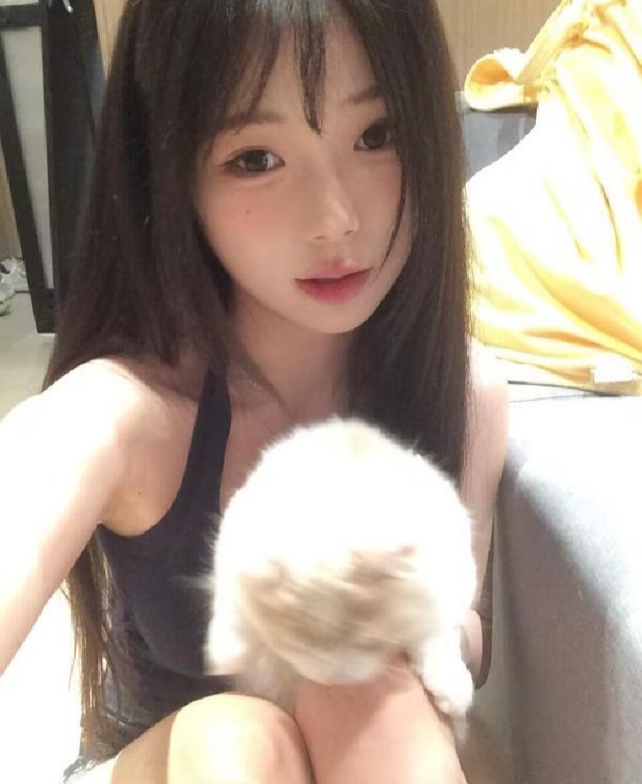 雨花区00后甜妹