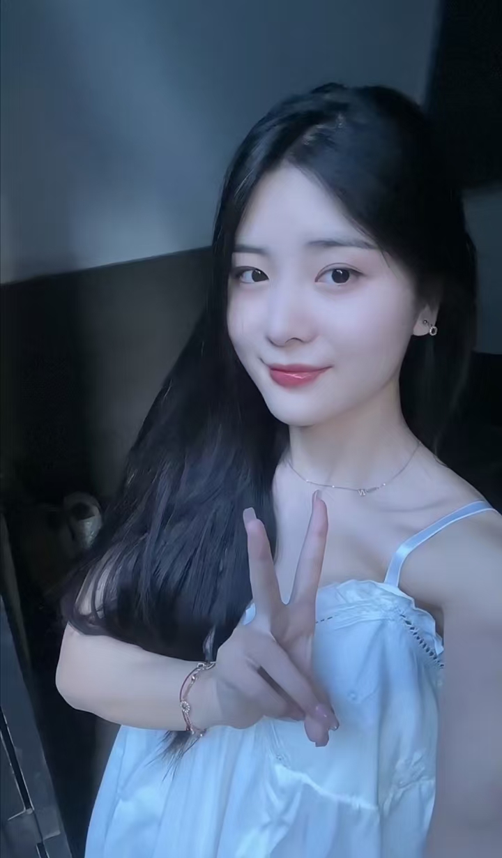 清新兼职甜妹灵儿