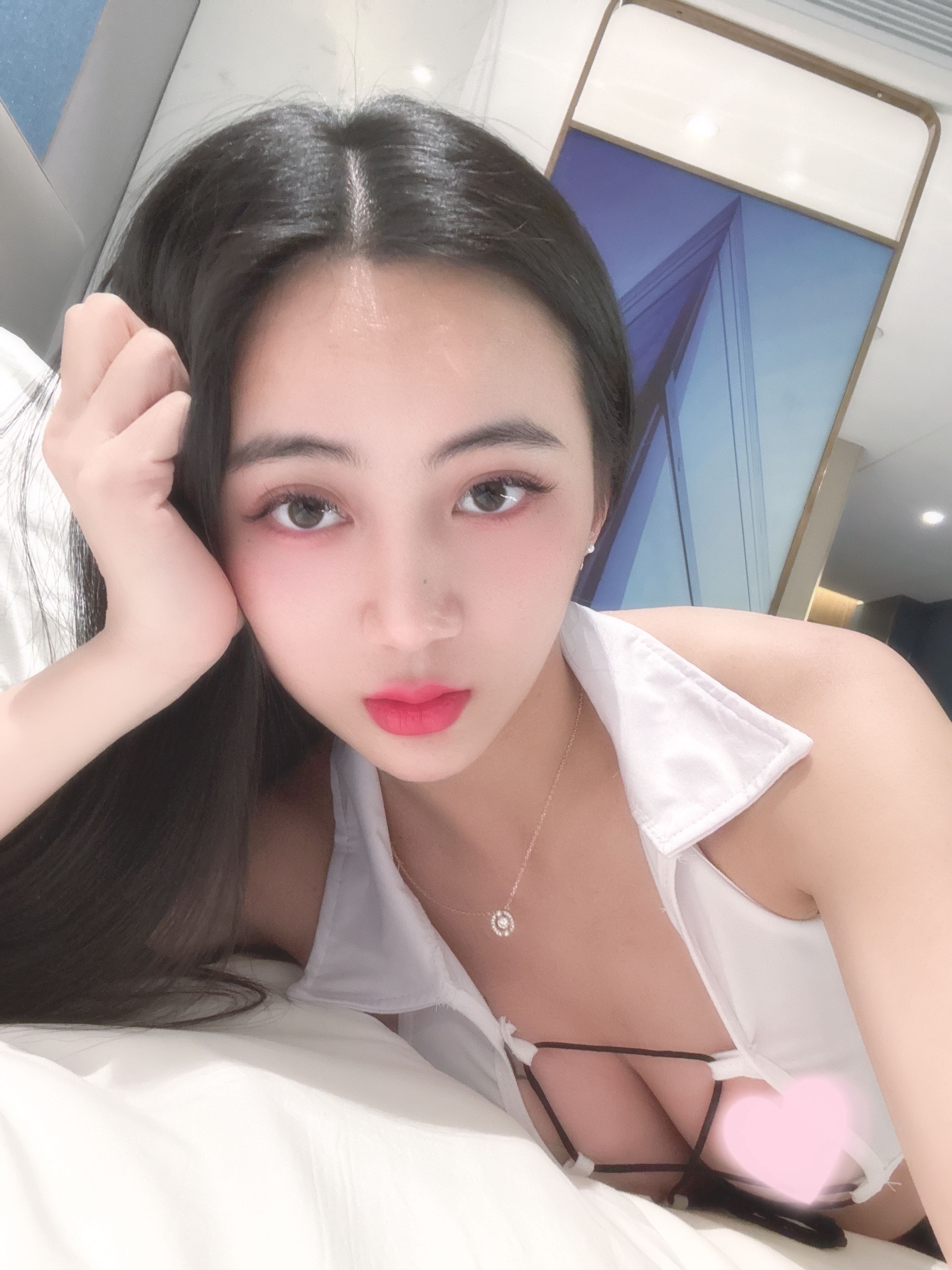 宝安极品小姐姐