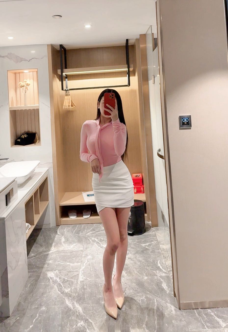 宝安极品小姐姐