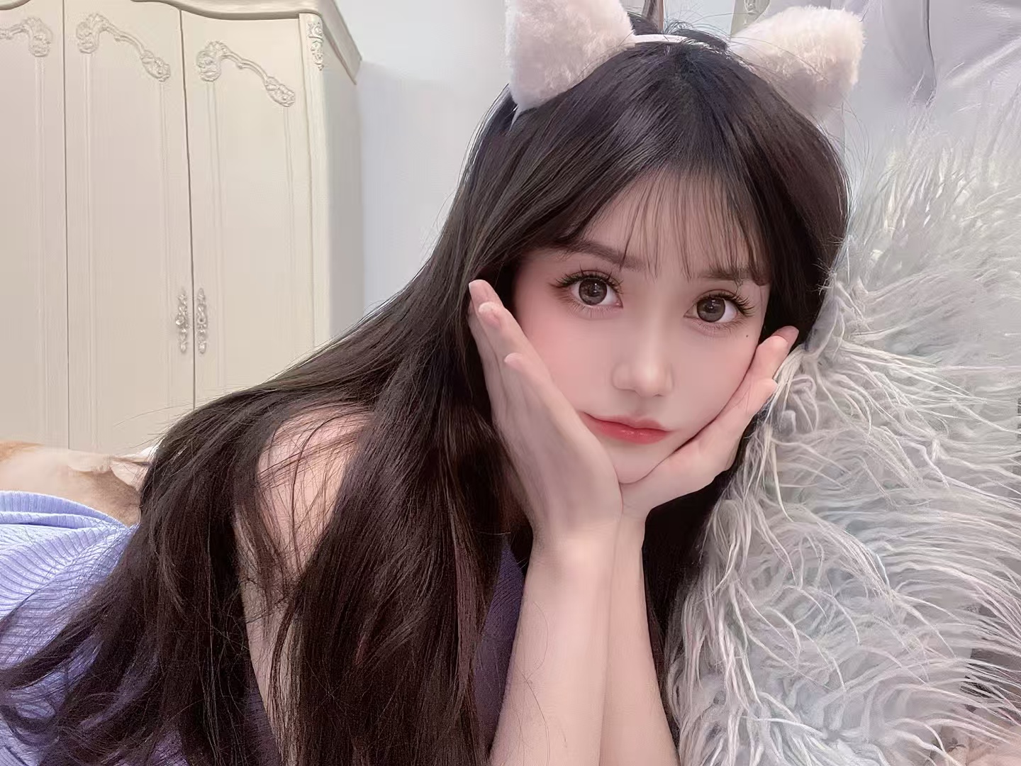 西湖00后白嫩小萌妹