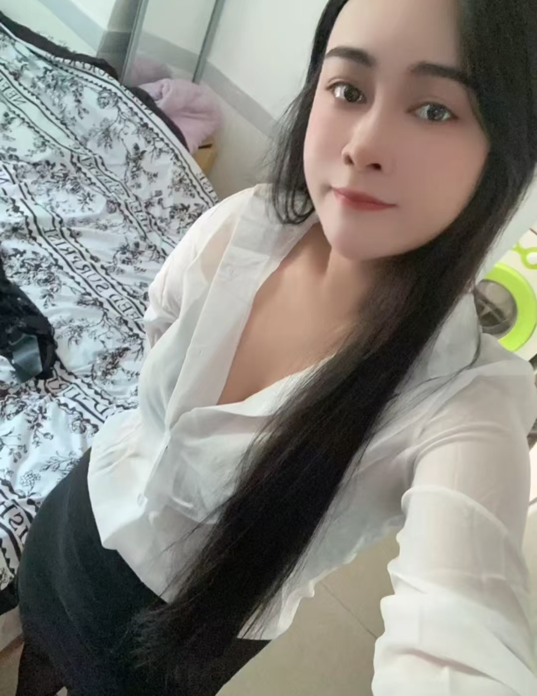 龙华情趣辣妹小小
