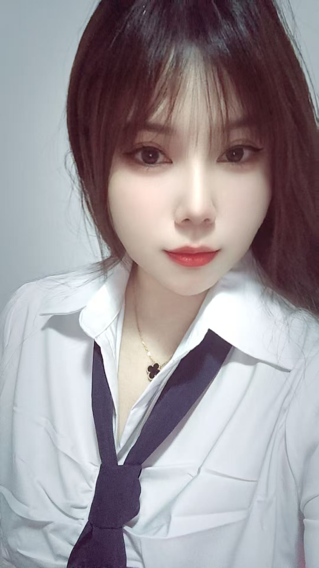 惠山丝袜美腿御姐月月