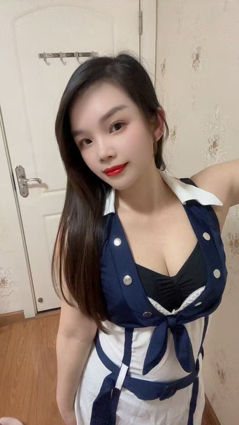 洪山情趣大奶妹甜甜