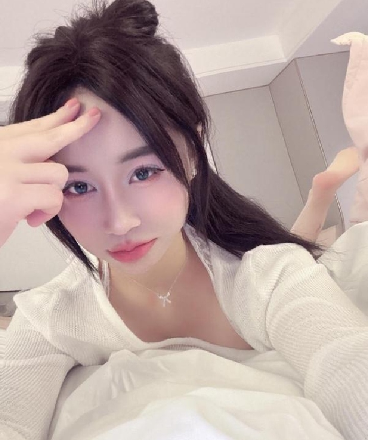 福田极品一线天辣妹