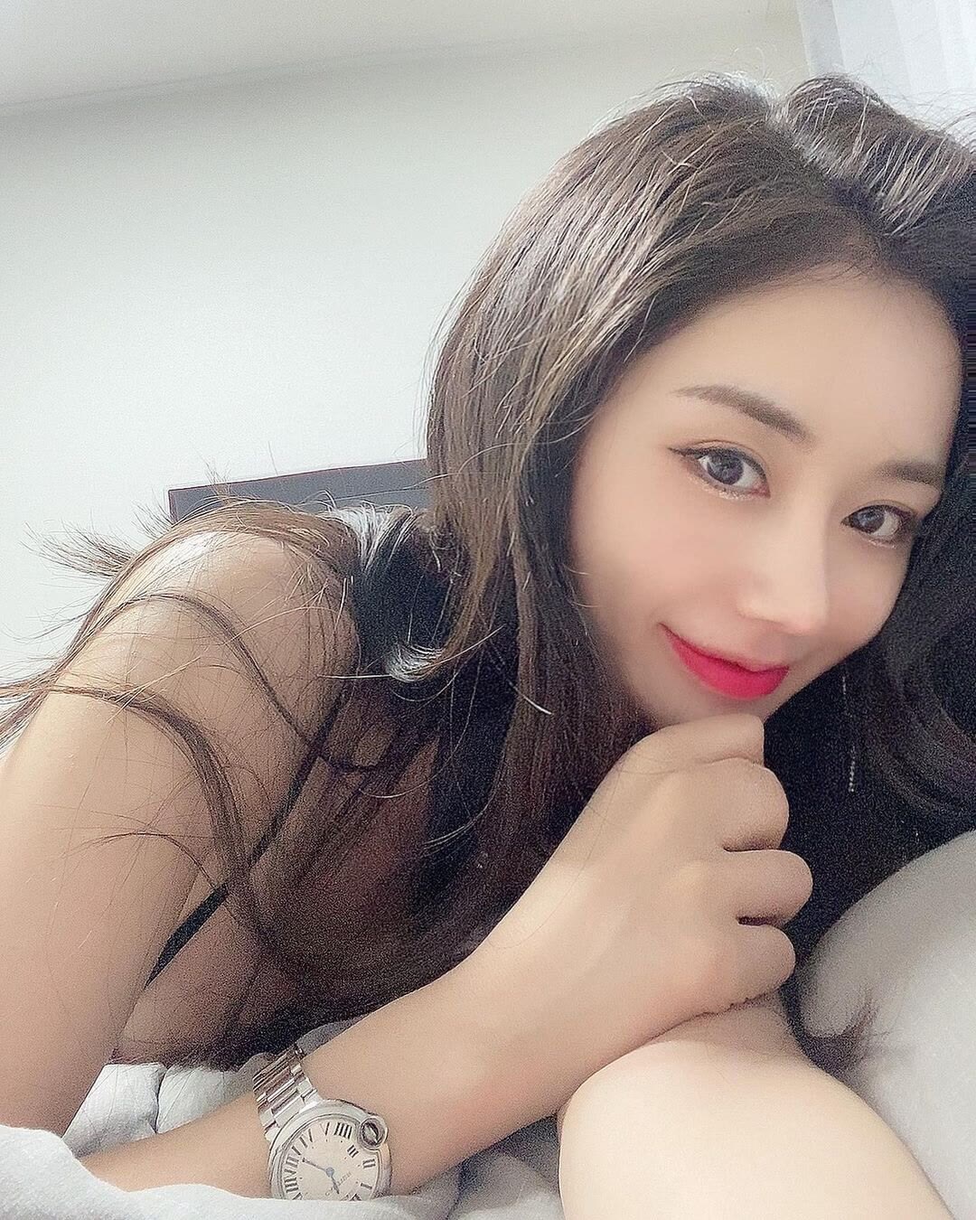 刚刚下海兼职小妹