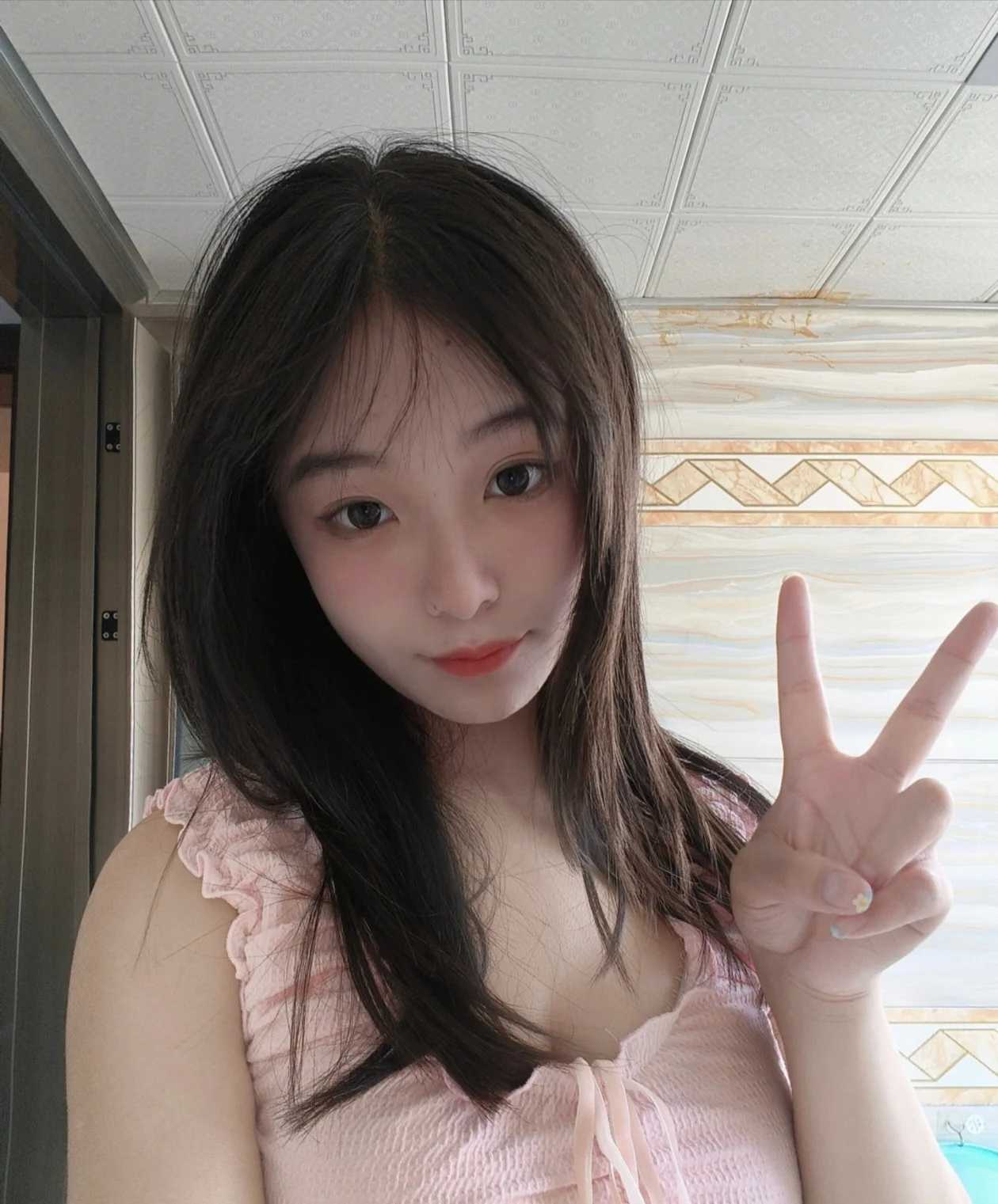 00后小姐姐，兼职上门