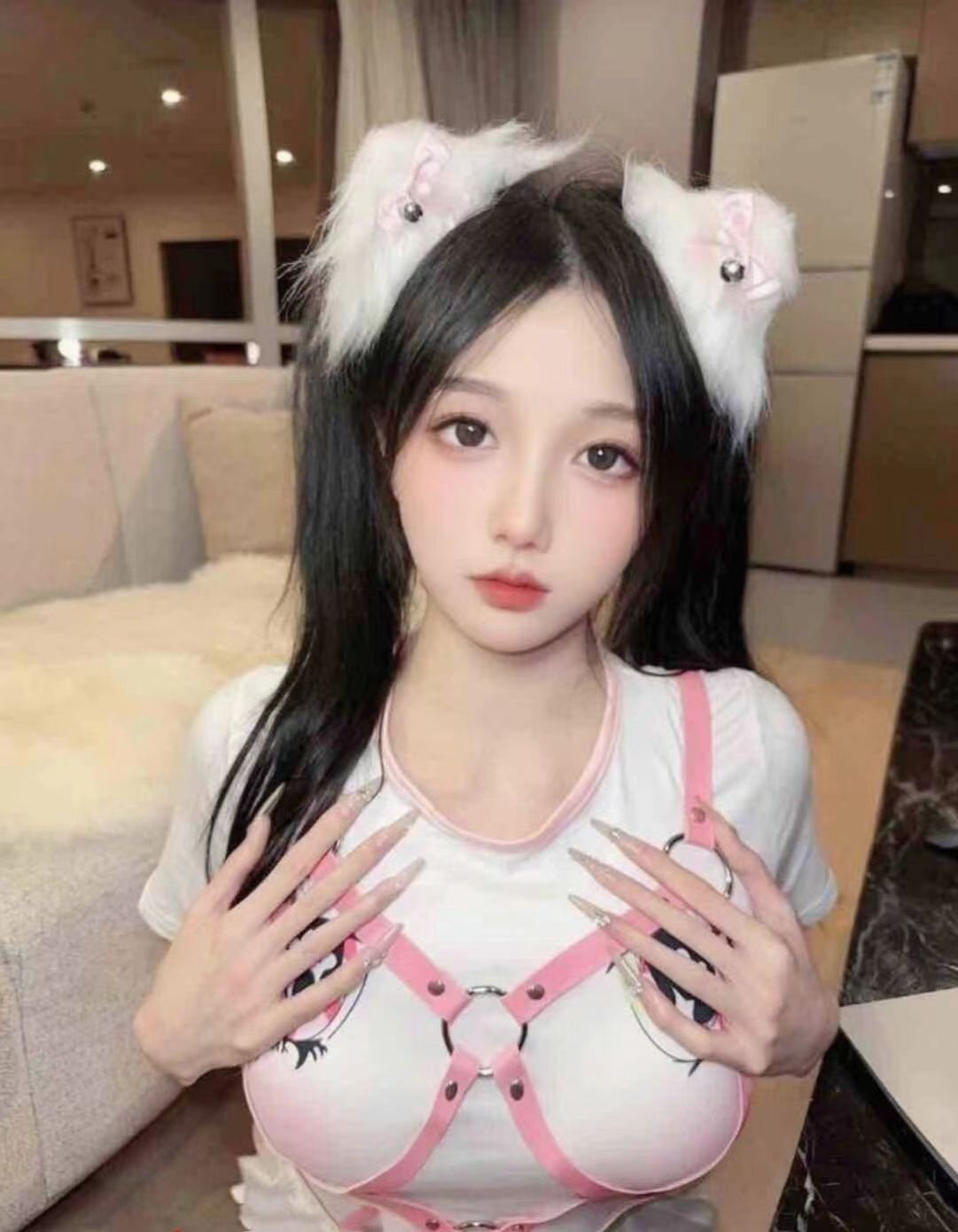 天河情趣嫩妹莹莹